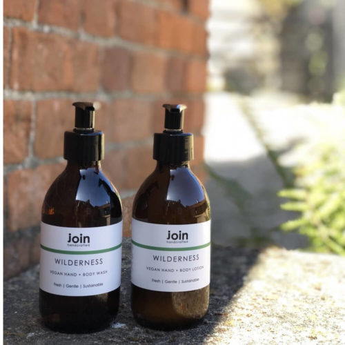 Vegan hand + body wash OR lotion with antibacterial properties. 250ml in a plastic free amber glass bottle. Wilderness contains invigorating essential oils for body and mind. You can buy either or both! Eco friendly.