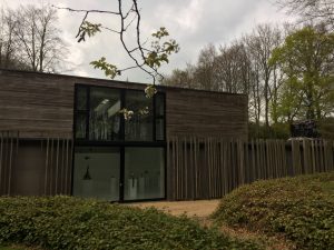 Wood cladded visitor centre with large windows overlooking the woodland and Sculpture park. Cass Sculpture Foundation 2017 