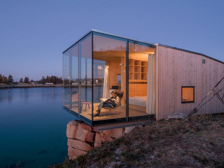 Norwegian Cabin: Manshausen Island Resort