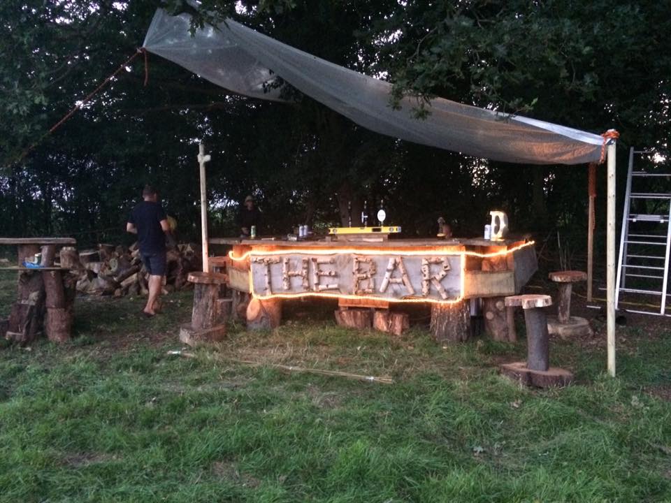 The Bar, built by Stephen Duance of South Coast Tree Care (https://www.southcoasttreecare.co.uk/). 