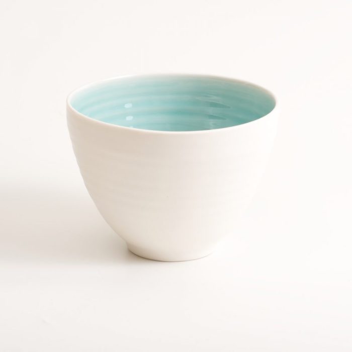 Handmade porcelain bowl turquoise medium. Hand-thrown with natural ridges. Beautiful on its own or as part of a mix and match set. Available in 3 sizes and 4 colours: Pink, blue, turquoise and grey. Please see other listings for sizes and colours. By Linda Bloomfield.