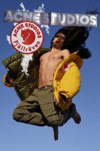 The Fjallraven jacket has been updated by fashion company Acne Studios with oversized pockets, a fake fur trim and reflective pads. The legendary Fjallraven Kanken backpack has also been given a makeover. The collaboration aims to encourage urban dwellers to get closer to nature. 