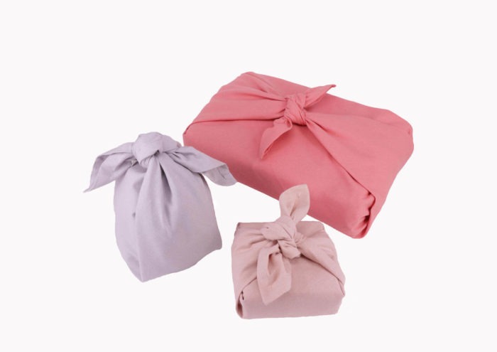 This set of 3 fabric gift wraps, or furoshiki wrap, is Scandinavia's take on the wonderful Japanese furoshiki wrap for plastic free gift wrapping. This is the Floral colour set.