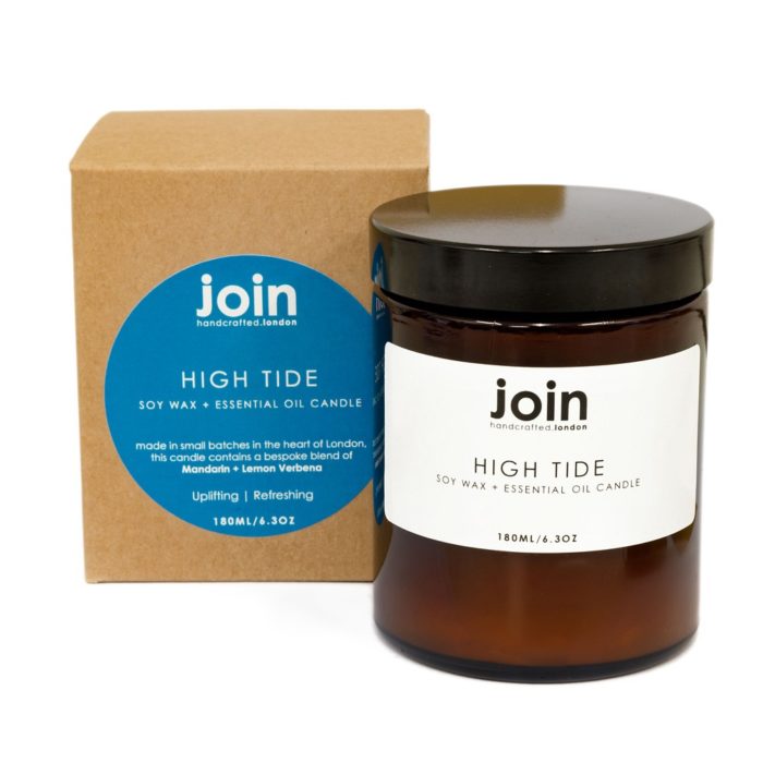 This refreshing blend of mandarin and lemon verbena will uplift and soothe your soul like a blustery day. High Tide is a clean fragrance and packs a citrus zest punch when it's most needed. If you're looking for gift ideas or Christmas presents, this refreshing scent is sure to please. This is the largest of three sizes, with 180ml and a 45+ hour burn time. Each Join luxury candle is 100% natural, vegan, cruelty free and scented with essential oils. Handcrafted in London in small batches and gift wrapped in a lovely recycled box.