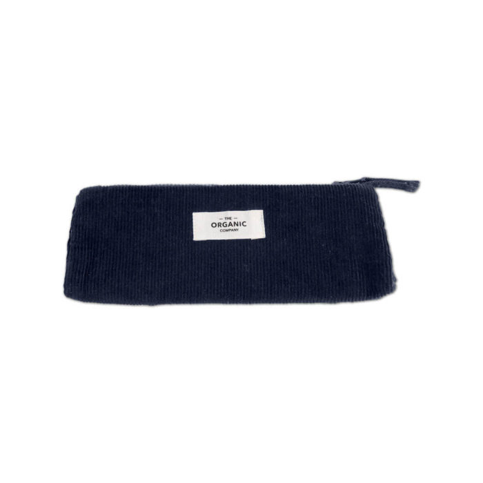 A corduroy pencil case for the eco conscious! Keep your pens and pencils organised while caring for Mother Nature. Made from the finest GOTS certified organic cotton corduroy. 3 earthy colours - dark blue navy, clay and stone white. 22x7x4cm. Designed in Copenhagen by The Organic Company.